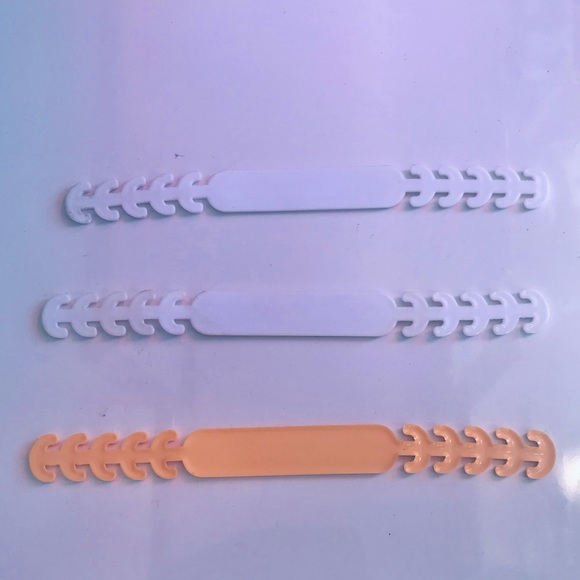 $5 Unisex Black Mask Extender Ear Saver Protector - Picture 2 of 3